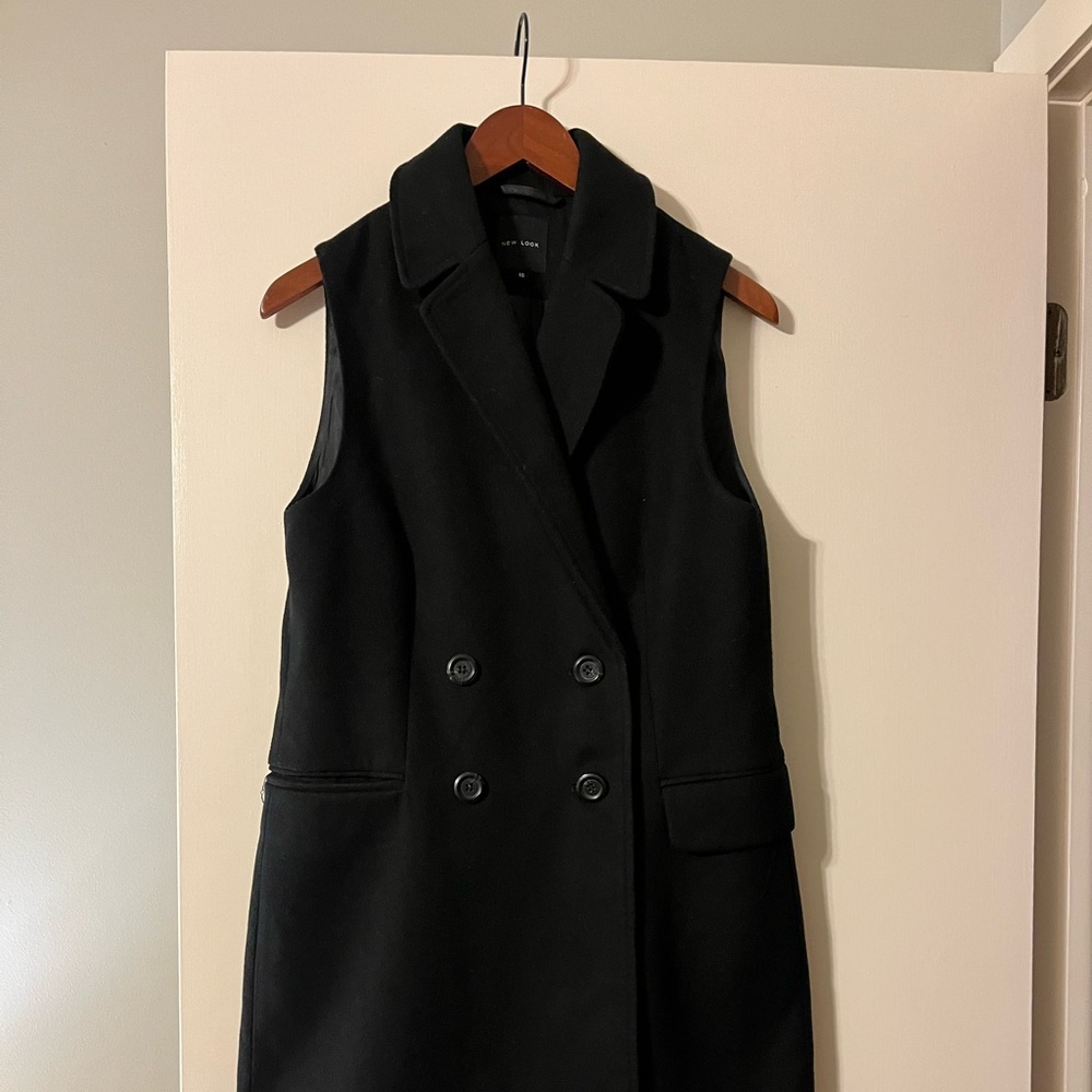 Duster - Picture 3 of 3